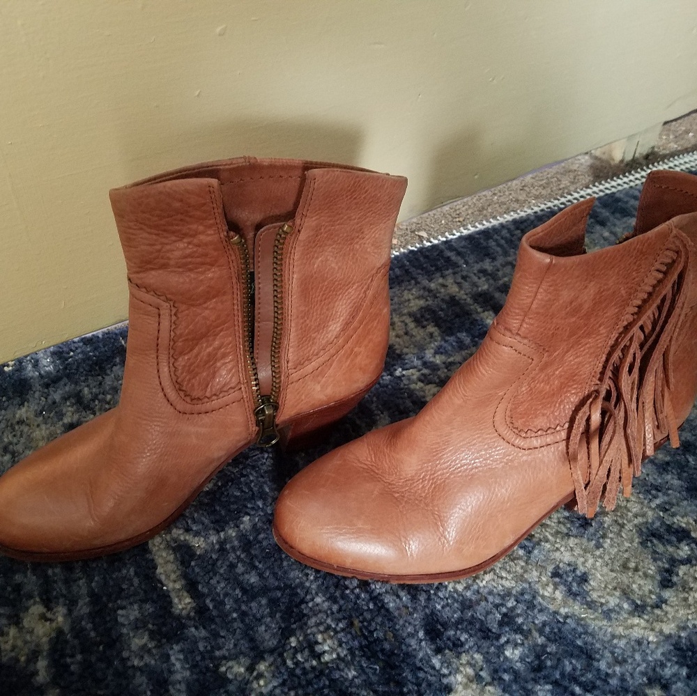 Sam Edelman Louie Fringe zip up ankle booties